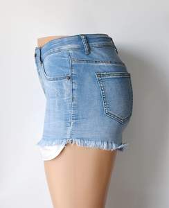 OEM 2025 Servicio Mujeres Top Trending Transpirable Mediados de cintura Recto Vintage Casual Verano Pantalones cortos de mezclilla Precio barato - Product Image 2