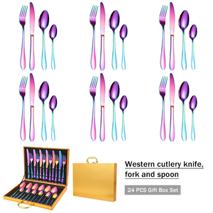 Elegante juego de cubiertos con acabado de color moderno que ofrece resistencia y estilo, perfecto para cenas elegantes y decoración de cocina. - Product Image 5