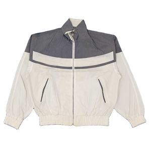 Chaqueta Deportiva Retro de Nailon con Cierre y Logotipo Bordado Personalizado, Chaqueta Cortavientos para Hombre - Product Image 4