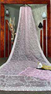 Soirée de mariage chic, magnifique, couleur rose, Saree en Organza lourd avec une séquence de broderie sur toute la surface, fonctionne à faible débit - Product Image 4