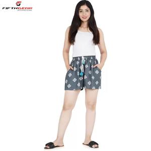 Short de basket-ball d'été pour femmes Top vente impression en soie Logo personnalisé ceinture élastique respirante maille personnalisable pour femmes - Product Image 4