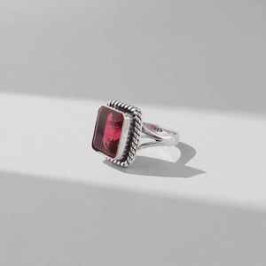 Bague en rubellite rose faite à la main, rectangle, argent sterling, pierre de naissance d'octobre, bijoux élégants, cadeau pour femmes - Product Image 4