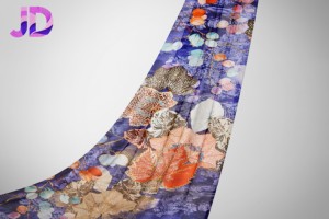 New Arrival Customized Design 100% Polyester Digital Printed <strong>Fabric</strong> with Gold Plating Foil <strong>Silk</strong> Satin <strong>Fabric</strong> for Women's Dress - Product Image 3