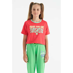 Camiseta Tommylife Fiesta para Niñas y Adolescentes, con Estampado de Letras Coloridas, Cuello Redondo, Manga Corta y Corte Holgado - Product Image 3
