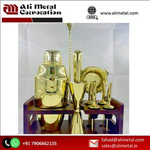 Outil de barre essentiel de bouteille d'acier inoxydable 750 avec le support en bois pour la maison de barre et entièrement la personnalisation. - Product Image 3