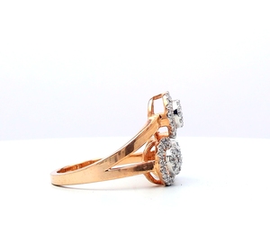 Anillo de diamante de corte redondo cultivado en laboratorio de tendencia de 1,5 quilates con banda de oro rosa de 14 quilates para compromiso o joyería de boda - Product Image 3