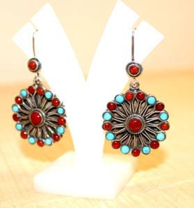 Boucles d'oreilles en argent sterling 925 naturelles fabriquées à la main en corail turquoise enveloppant des pierres de cristal de guérison forme ovale idée cadeau - Product Image 2