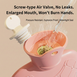 Sac à eau chaude en peluche Pookie Panda, doux et réutilisable, 2L, en PVC et tricot, avec housse à motif pour le maintien au chaud - Product Image 5