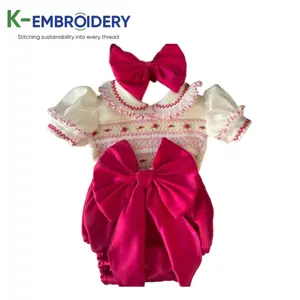 Belle robe brodée smockée body smocké vêtements smockés de haute qualité, robes de filles, vêtements pour enfants - Product Image 1