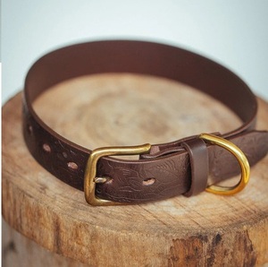 Collier de chien en relief-Paisley-32mm-marron foncé - Product Image 1