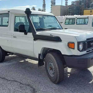 Toyota Land Cruiser 78 d'occasion, toit métallique, 4.2L Diesel - Product Image 1