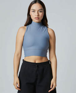 Venta al por mayor de impresión personalizada diseño de impresión digital Crop Top mujeres camisetas algodón poliéster Crop Tops camisetas mujeres transpirable - Product Image 3