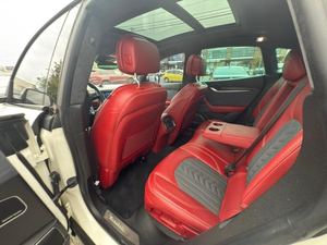 CleAN 2017 Ma-s-e-ra-ti Lev_ante S 3.0L AWD - Product Image 2