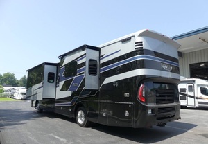 Nouveaux camping-cars T-i-f-f-i-n Byway 38CL 2025 prêts à la vente - Product Image 3