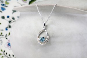 Collier topaze en argent, collier topaze bleue ondulante, cadeau de naissance de décembre, collier délicat, pendentif en argent sterling - Product Image 4