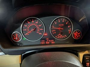 Línea de lujo 328i 2.0L, 2.0 - Product Image 2