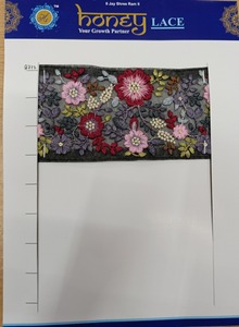 Encaje bordado floral negro elegante con detalles intrincados, perfecto para crear vestidos de novia sofisticados, ropa de noche - Product Image 4