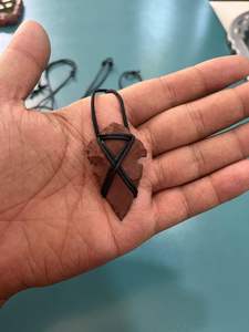 Pierre précieuse d'agate sculptée à la main Jaspe fantaisie Pendentifs en fil de flèche naturel Collier d'agate fait à la main de cristaux Amayra Inde - Product Image 6