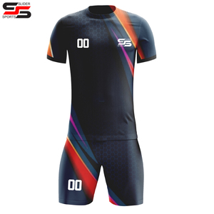 Nouveau modèle Maillot de football à manches courtes et shorts de football à prix réduit/Uniforme de football entièrement personnalisé pour adultes - Product Image 1