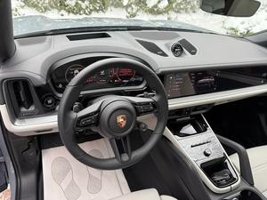 รถปอร์เช่ คาเยนน์ คูเป้ ใหม่เอี่ยมพร้อมจำหน่ายแล้ว - Product Image 3