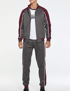 Vente en gros Ensemble de survêtements solides décontractés pour l'hiver personnalisés Vêtements de sport unisexe pour hommes et femmes Vêtements de sport pour l'entraînement du fitness OEM en vrac - Product Image 3
