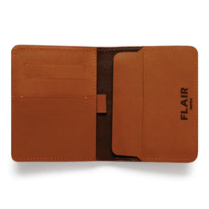 Slim y Classic MagFlap Cartera De Cuero Para Hombre marrón oscuro - Product Image 2