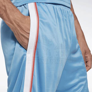 Short en maille vierge personnalisé de haute couleur Short de basket-ball en maille polyester Double couche Short en maille personnalisé et service ODM/OEM - Product Image 4