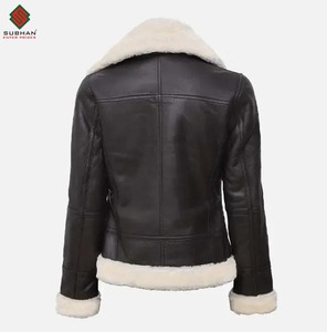 Chaqueta de Aviador B2 de Piel de Oveja Hecha a Mano para Mujer, Estilo Piloto Bomber, Abrigo de Cuero con Borrego, Chaqueta de Cuero con Borrego Negra para Mujer - Product Image 4