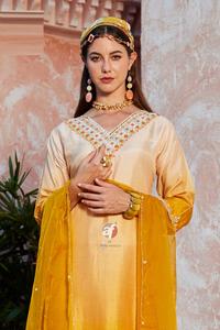 Pantalones Kurti sombreados para mujer étnica india de diseño elegante con Dupatta de contraste para ropa de fiesta a los mejores precios - Product Image 5