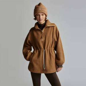 Veste en polaire Sherpa à demi-fermeture éclair pour femmes élégantes avec col haut, idéale pour le style hivernal de tous les jours - Product Image 4
