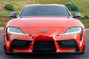 (F&3) Toyota Supra Edición 45 Aniversario 2024 Usado - Product Image 2