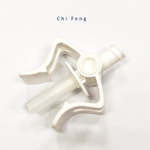 Adaptador Universal de vial ventilado 13B002, con filtro de 0,2 um - Product Image 6