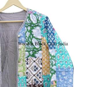 Veste matelassée en coton indien faite à la main pour femmes, respirante, écologique, patchwork, couture kantha, réversible, motif floral, confortable - Product Image 3