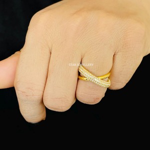 Bague de mariage en or massif Cris Cross Overlap 14K. - Product Image 3