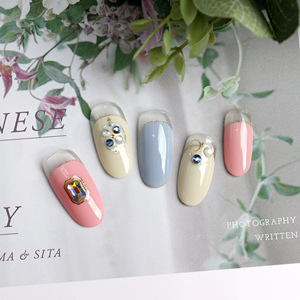 PRISM STONE #45737 Poinsettia 3D Corea Nail Art Stones Crystal Rhinestone Decoración Pegatinas OEM y ODM Diseño - Product Image 5