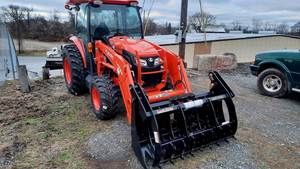 Tracteur à roues de 65 CV 4x4 de qualité supérieure avec moteur et boîte de vitesses à vendre - Product Image 2
