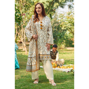 ชุดสูทผ้าลอนพิมพ์ลาย 3 ชิ้นสำหรับผู้หญิง พร้อมผ้าคลุมไหล่ รุ่น CL-62117 - Product Image 4