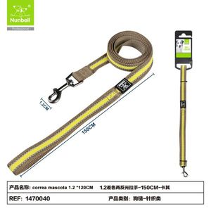 Laisse pour animaux de compagnie bicolore avec bandes réfléchissantes et deux poignées pour colliers, laisses et harnais - Product Image 1