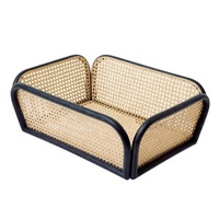 Lit chat en bois de haute qualité combiné rotin avec coussin confortable variété de couleurs OEM emballage personnalisé fait à la main du Vietnam