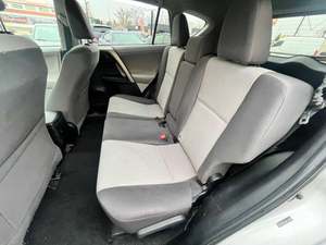 Toyota RAV 4 2013 d'occasion en bon état - Product Image 4