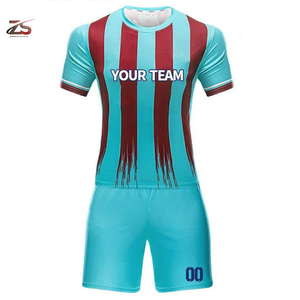 ชุดวอร์มฟุตบอลผ้าโพลีเอสเตอร์100% ชุดเล่นฟุตบอลชุดวอร์มแห้งเร็วป้องกันแบคทีเรียปรับแต่งได้ตัวเลือกทำจากปากีสถาน - Product Image 2