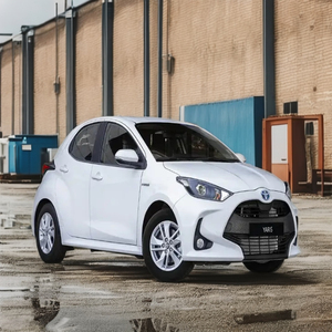 Petit prix 2010-2025 Toyotaa Vitzz Yariss Turbo Diesel berline boîte de vitesses automatique sièges en cuir ACC régulateur de vitesse approvisionnement en exportation - Product Image 6