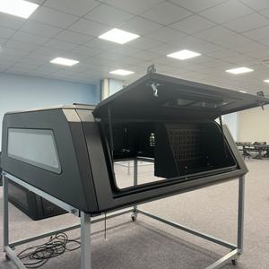 Cubierta Rígida Multifuncional Impermeable de Aluminio para Camioneta Toyota TUNDRA 5.5FT con Puerta Trasera con Cerradura - Product Image 3