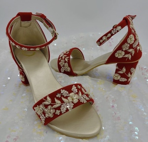 Meilleures ventes pour Noël Chaussures de mariée de haute qualité, de grande et moyenne taille à fond plat, de meilleure couleur pour robes de mariée - Product Image 3