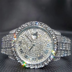 Montres en diamant pour <span class=keywords><strong>femme</strong></span> uniques de luxe pour <span class=keywords><strong>femme</strong></span> <span class=keywords><strong>Montre</strong></span> ronde en argent pour <span class=keywords><strong>femme</strong></span> Cadran de marque personnalisé Montres-bracelets à <span class=keywords><strong>quartz</strong></span> de luxe en zircon glacé - Product Image 4