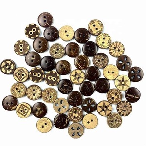 Boutons ronds en bois écologiques de luxe perles naturelles pures deux/heure quatre trous approvisionnement direct en usine - Product Image 1