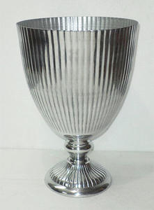 Florero de Metal moderno superventas para decoración del hogar y la boda Mesa de aluminio Diseño de acero de latón elegante para sala de estar - Product Image 4