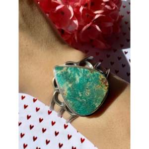 Royston Turquoise & Sterling Silver Cuff Bracelet Navajo Handmade Cultural Collectible Jewelry - Product Image 2