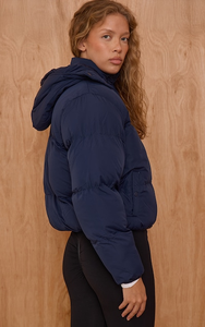 Veste d'hiver matelassée à capuche pour femme en toile tricotée respirante personnalisée avec col amovible, rembourrage 100% polyester - Product Image 2