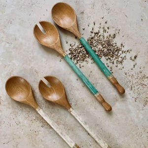 ชุดเสิร์ฟสลัดทำด้วยมือทำจากไม้และไม้สีเหลืองทำจากไม้ช้อนส้อมเครื่องใช้ในครัวช้อนของขวัญ - Product Image 1